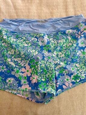 Lilly Pulitzer Blue Floral Athletic Shorts